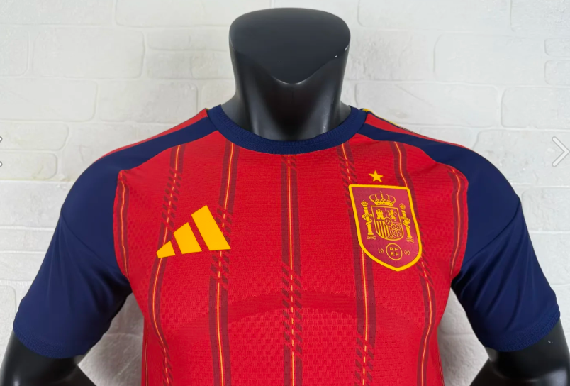 Nike Spain 2026 Men's Home Player Jersey
